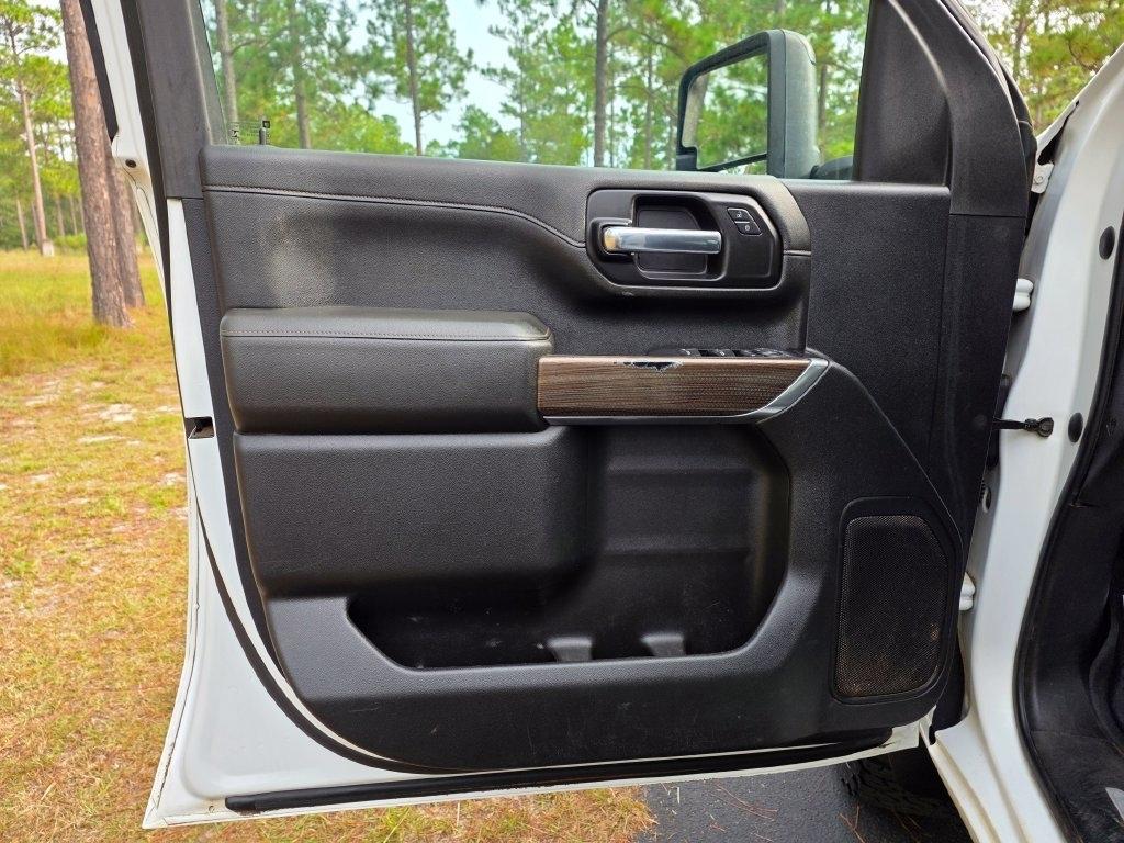 Chevrolet Silverado 3500HD 4WD Crew Cab 172" LT 2020