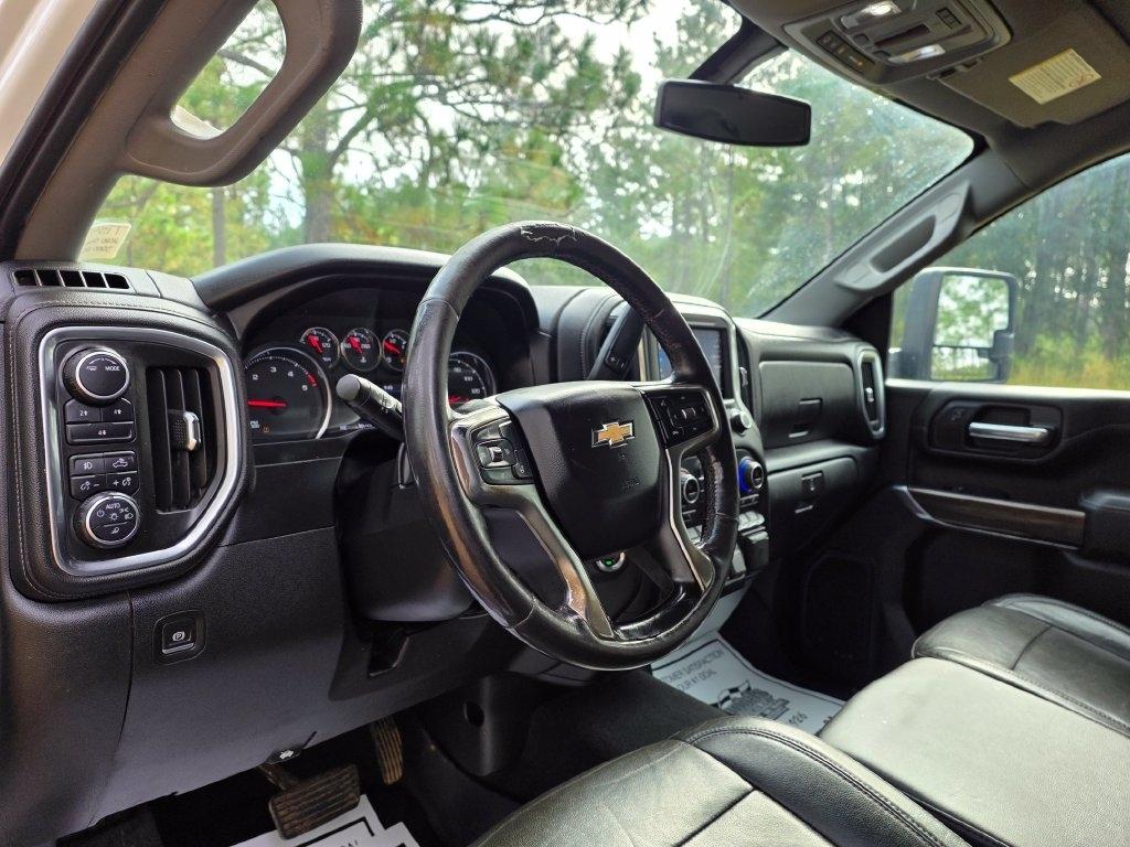 Chevrolet Silverado 3500HD 4WD Crew Cab 172" LT 2020