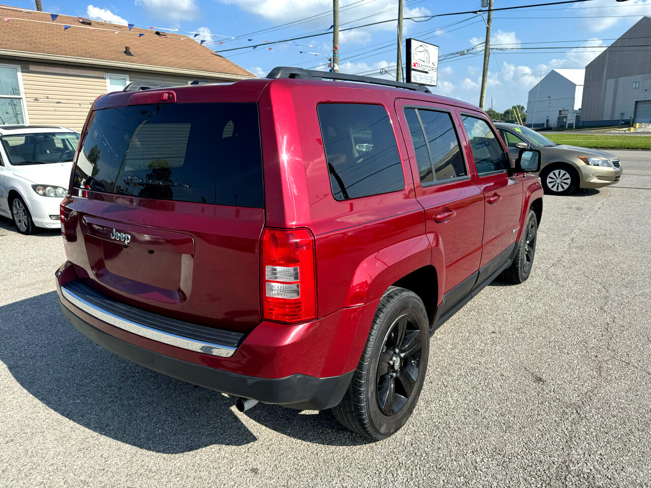 Jeep Patriot Latitude 2WD 2016 Jeep Patriot Latitude 2WD 2016