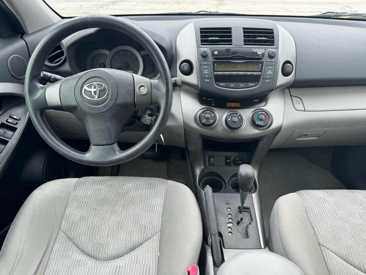 Toyota RAV4 Base I4 4WD 2009 Toyota RAV4 Base I4 4WD 2009