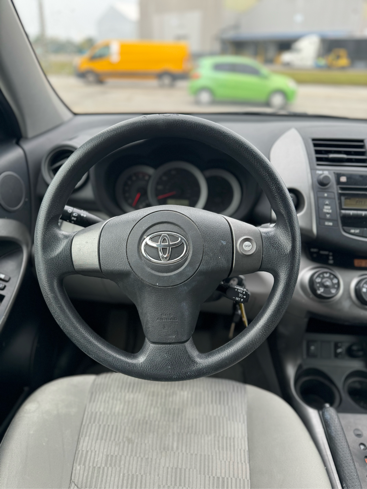 Toyota RAV4 Base I4 4WD 2009 Toyota RAV4 Base I4 4WD 2009