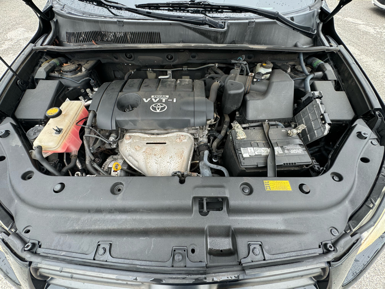 Toyota RAV4 Base I4 4WD 2009 Toyota RAV4 Base I4 4WD 2009