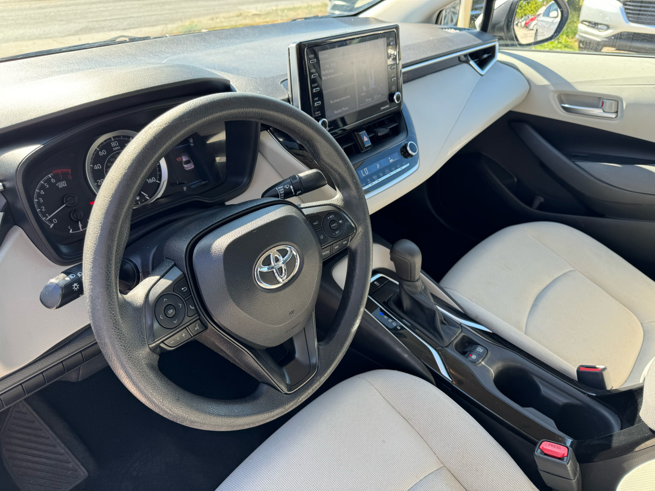 Toyota Corolla LE 2022