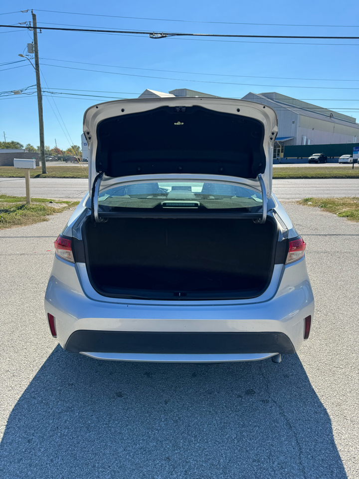 Toyota Corolla LE 2022