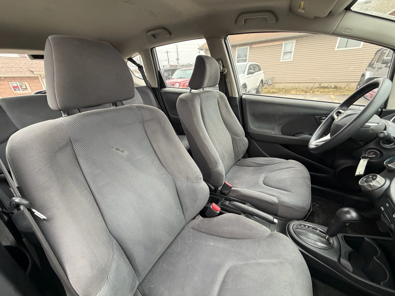 Honda Fit 5-Speed AT 2012