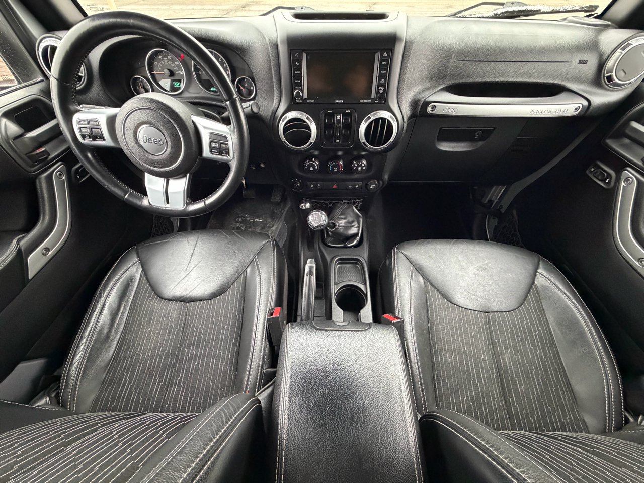 Jeep Wrangler Unlimited Sport 4WD 2015