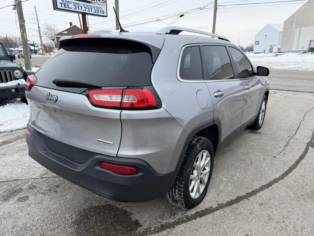 Jeep Cherokee Latitude FWD 2018