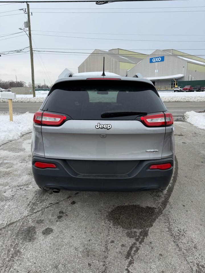 Jeep Cherokee Latitude FWD 2018