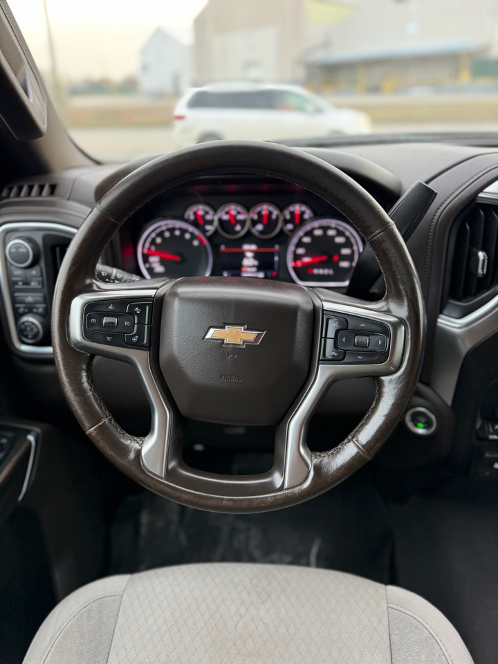 Chevrolet Silverado 1500 LT Crew Cab 4WD 2021