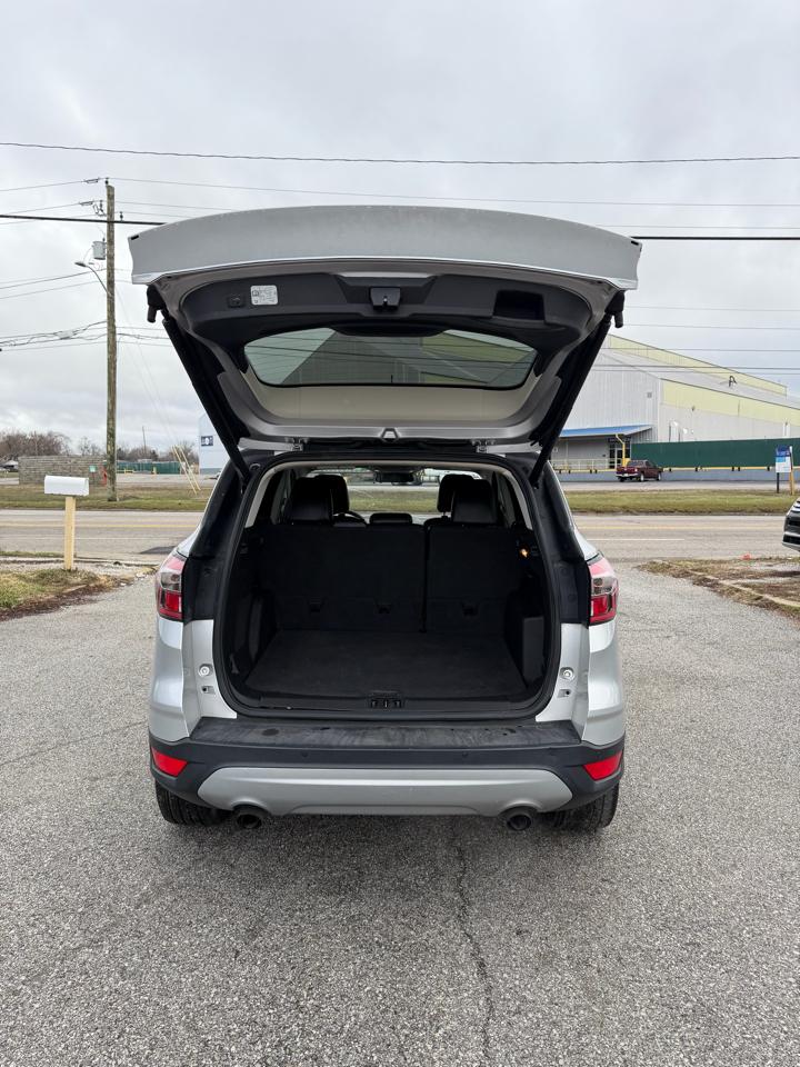 Ford Escape Titanium 4WD 2017