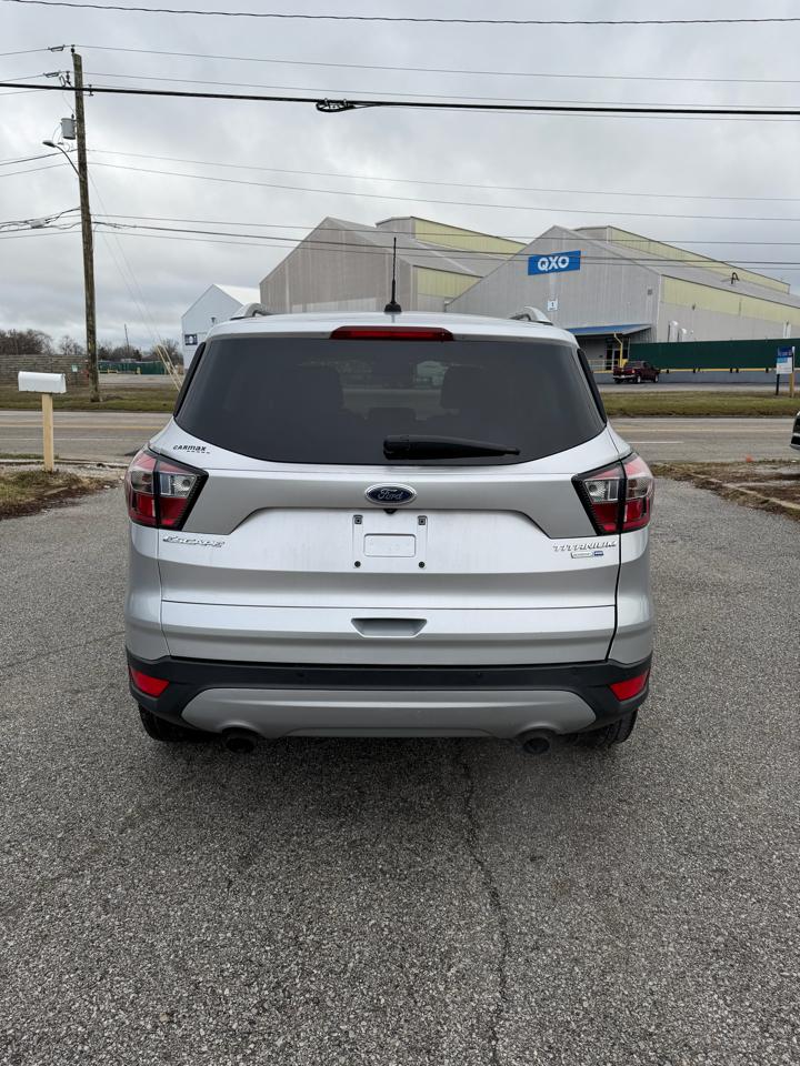 Ford Escape Titanium 4WD 2017
