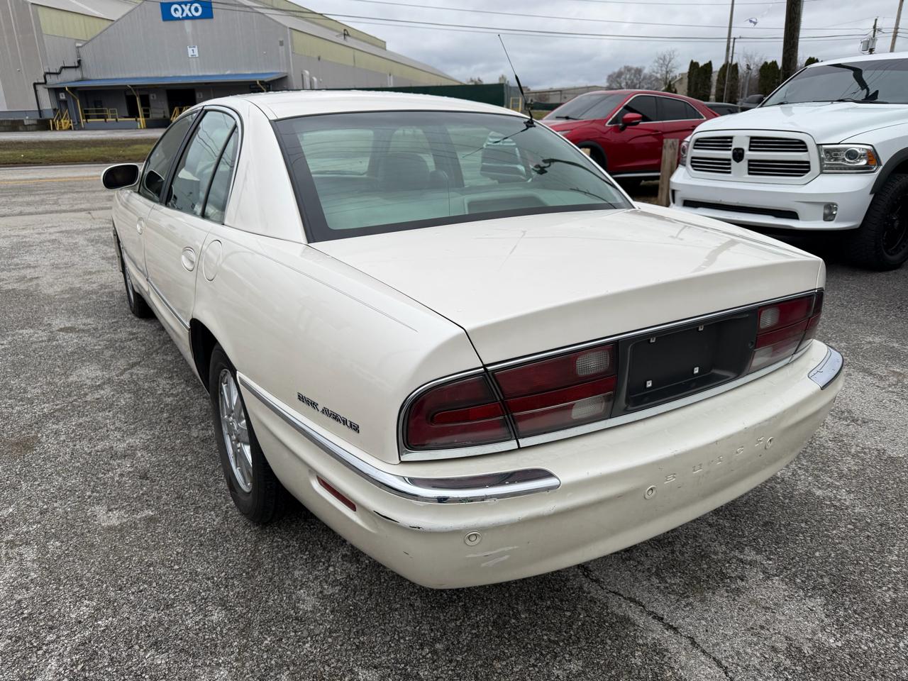 Buick Park Avenue Sedan 2004