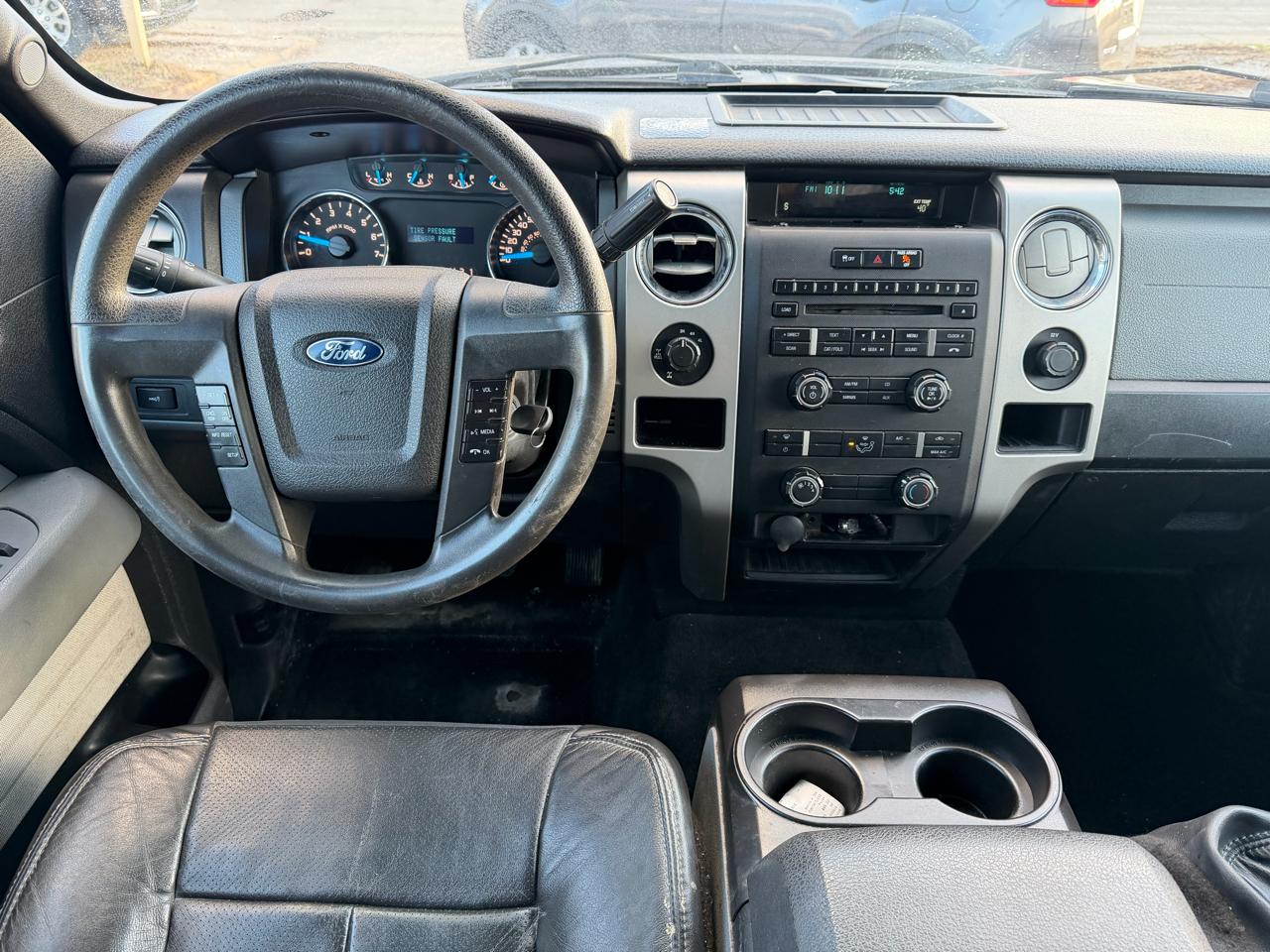Ford F-150 XL SuperCrew 5.5-ft. Bed 4WD 2014