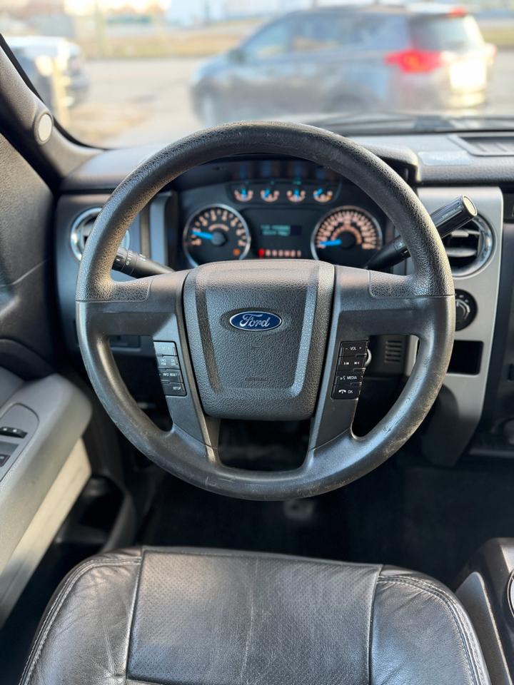 Ford F-150 XL SuperCrew 5.5-ft. Bed 4WD 2014
