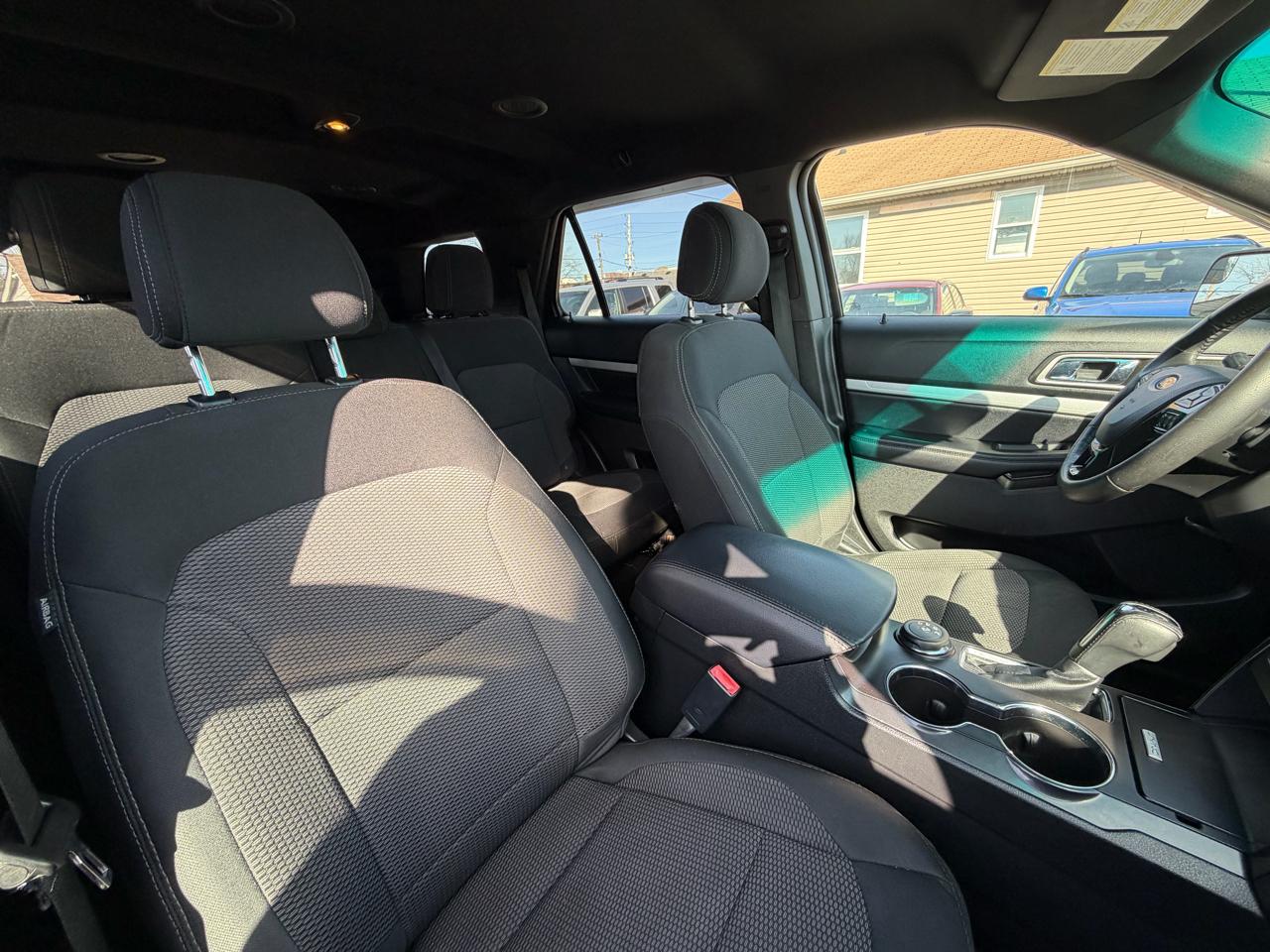 Ford Explorer XLT 4WD 2016