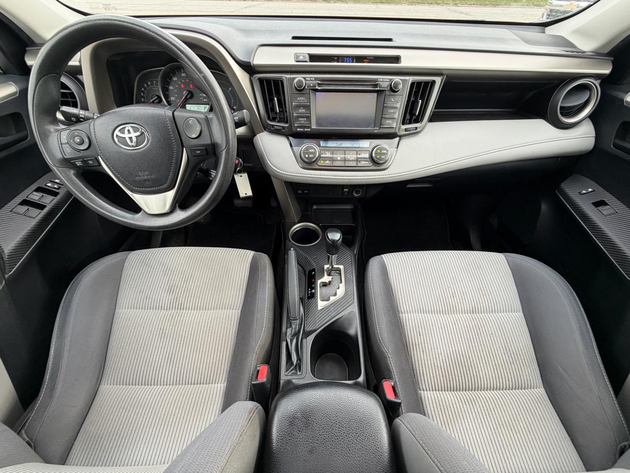 Toyota RAV4 XLE FWD 2013
