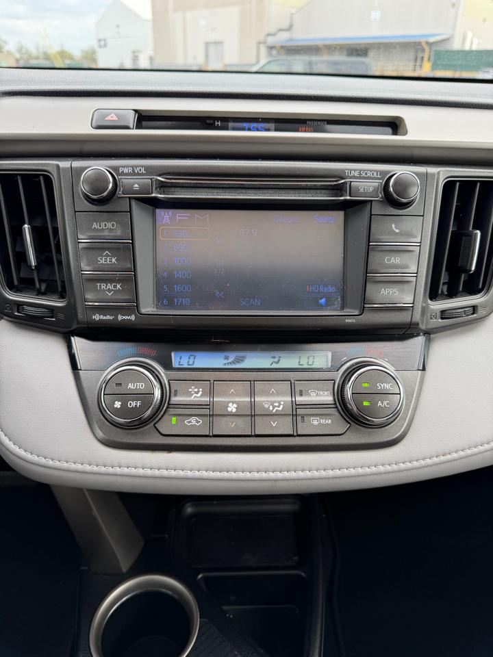 Toyota RAV4 XLE FWD 2013