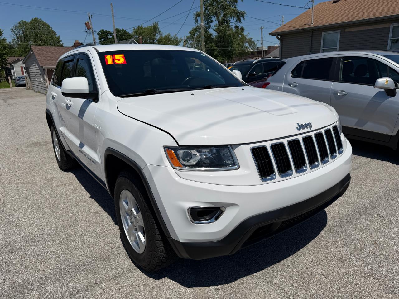 Jeep Grand Cherokee Laredo 4WD 2015
