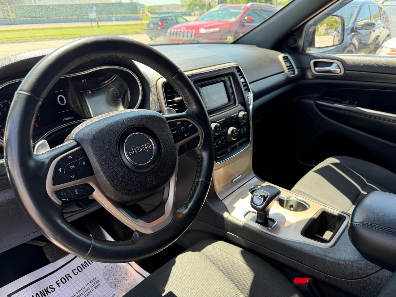 Jeep Grand Cherokee Laredo 4WD 2015