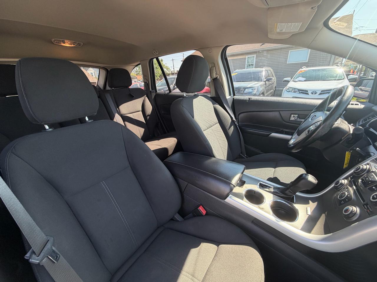 Ford Edge SE FWD 2014