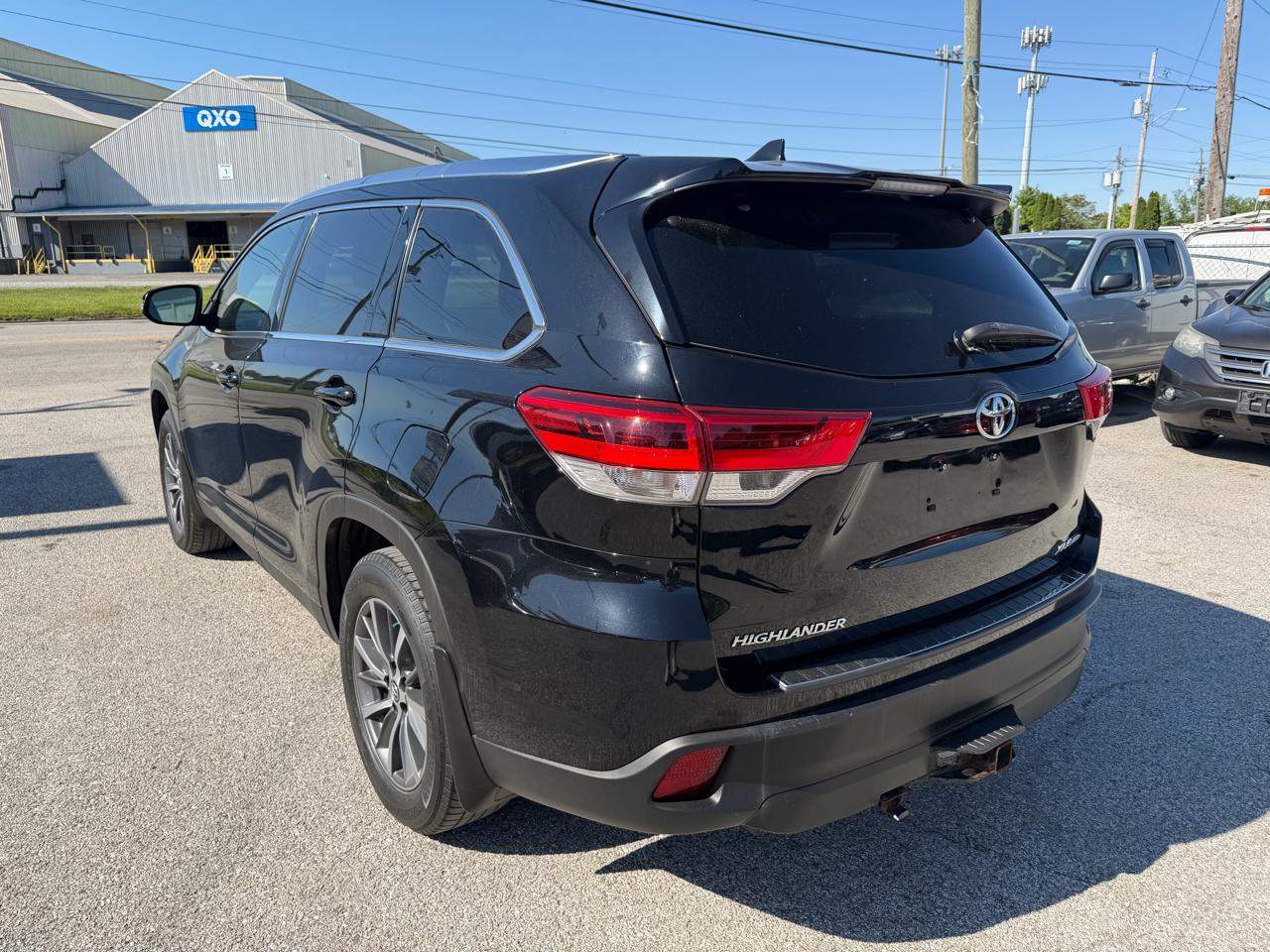 Toyota Highlander SE AWD V6 2019