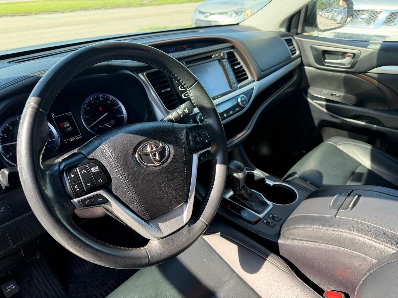 Toyota Highlander SE AWD V6 2019