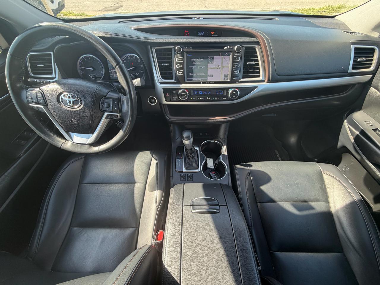 Toyota Highlander SE AWD V6 2019