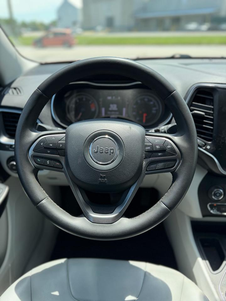 Jeep Cherokee Latitude Plus FWD 2020
