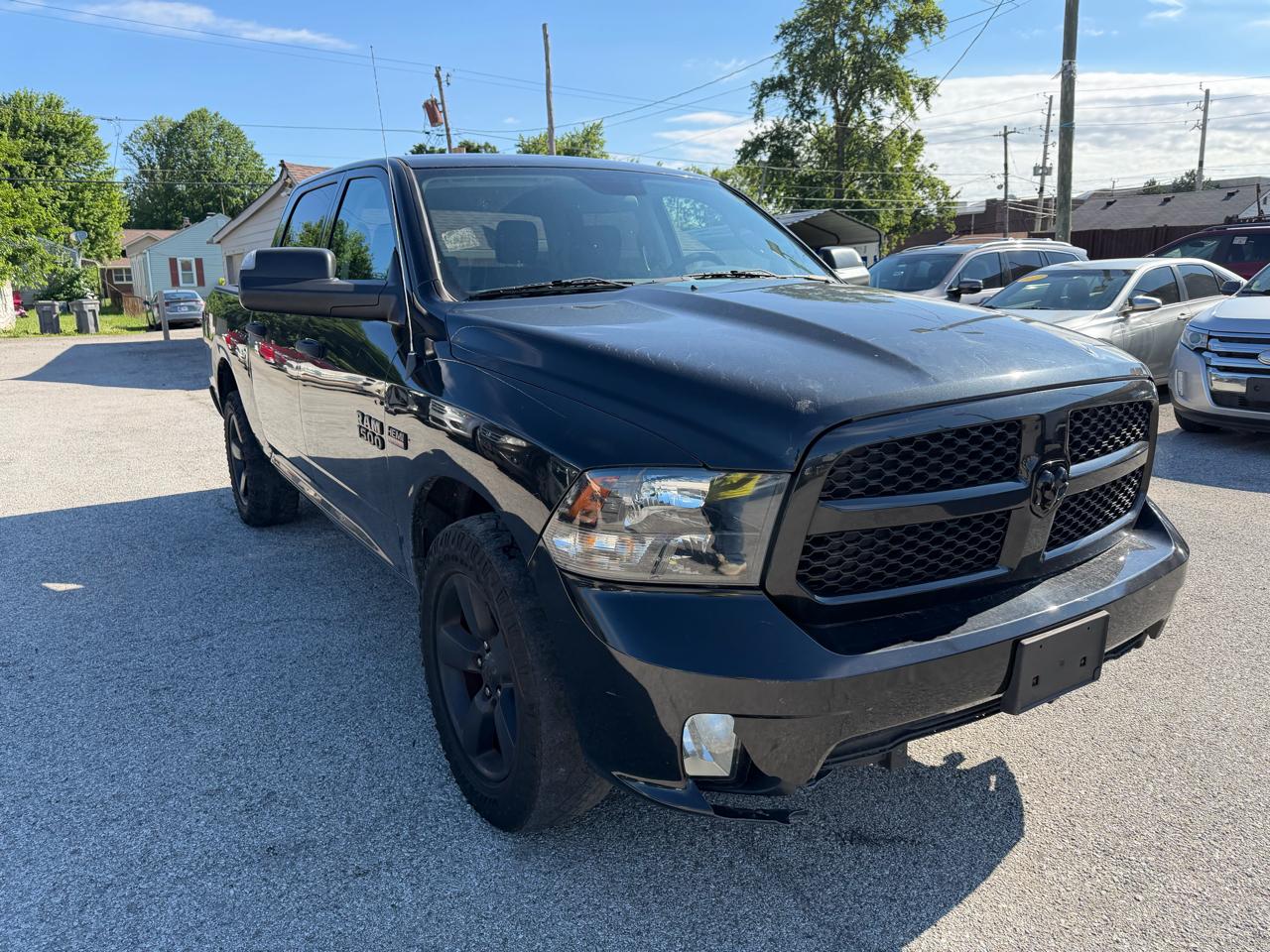 RAM 1500 Tradesman Crew Cab SWB 4WD 2018