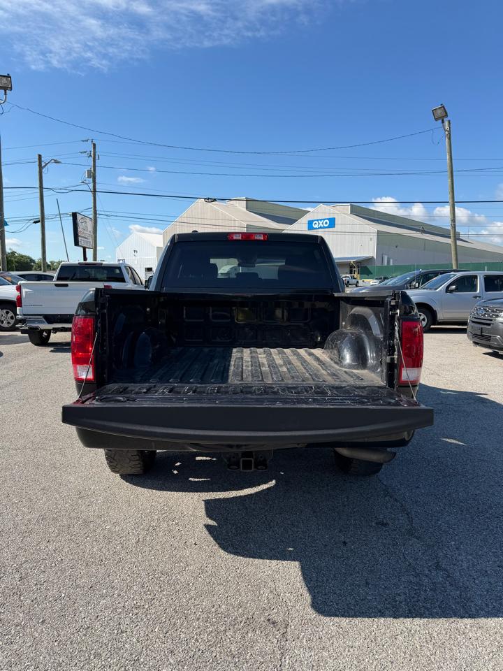 RAM 1500 Tradesman Crew Cab SWB 4WD 2018