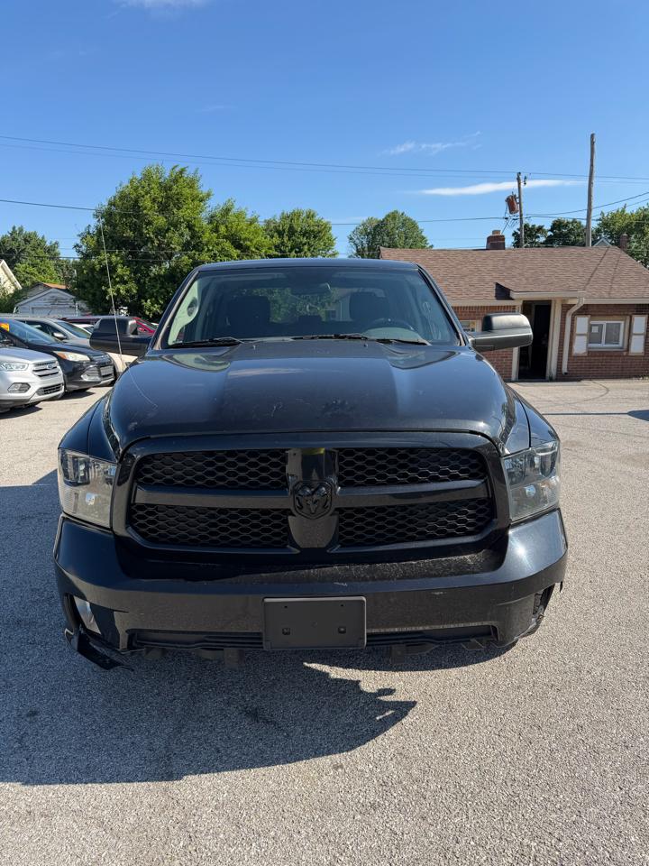 RAM 1500 Tradesman Crew Cab SWB 4WD 2018
