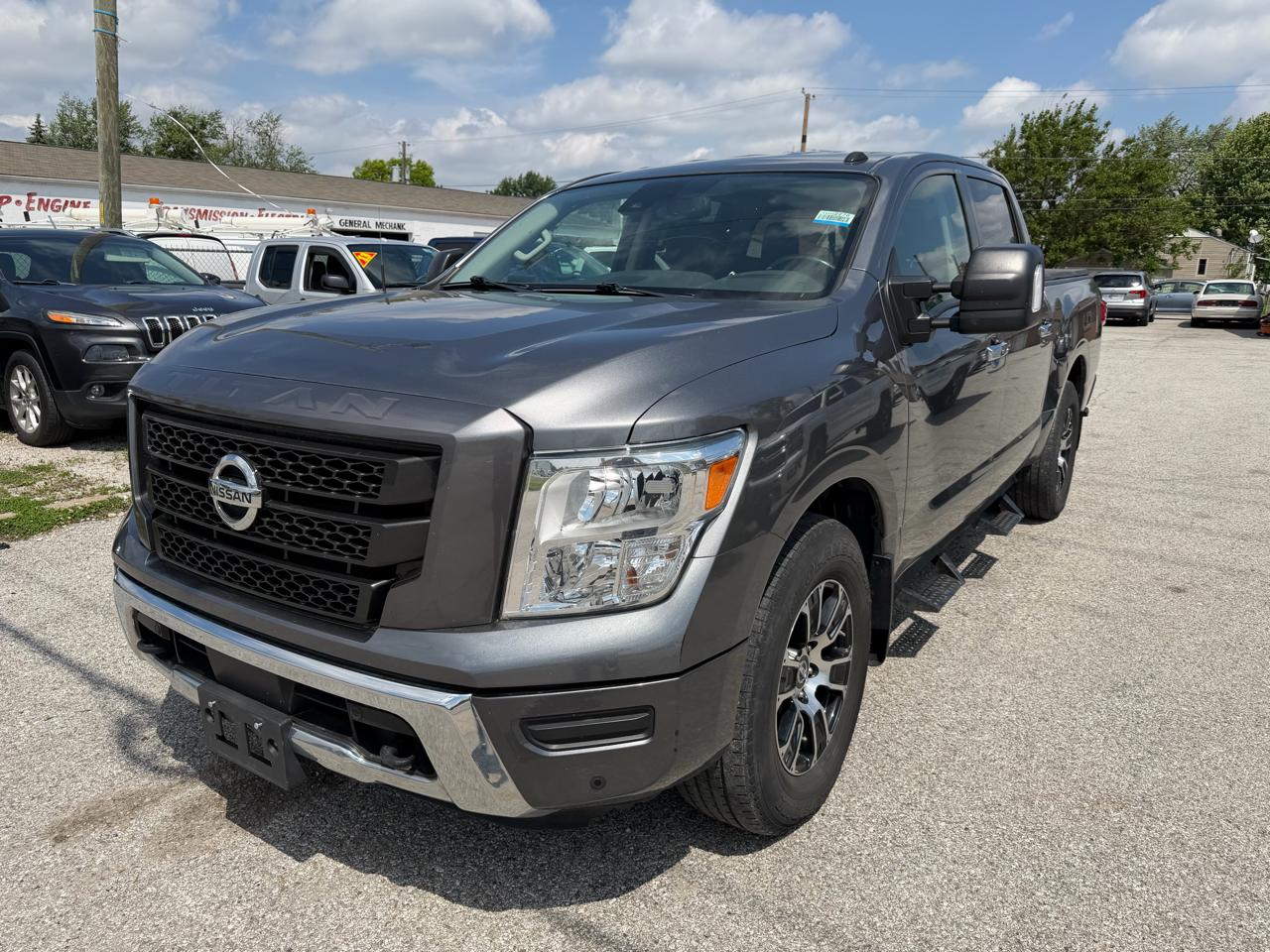 2020 Nissan Titan SV Crew Cab 2WD