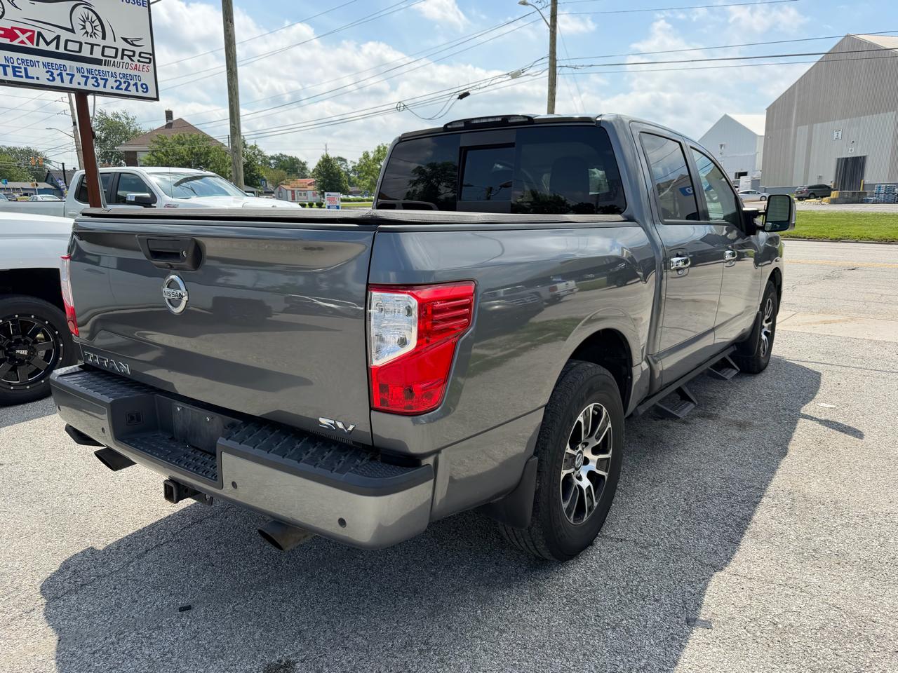Nissan Titan SV Crew Cab 2WD 2020