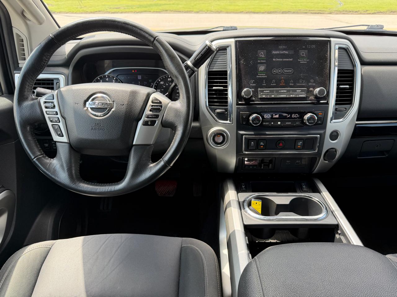 Nissan Titan SV Crew Cab 2WD 2020