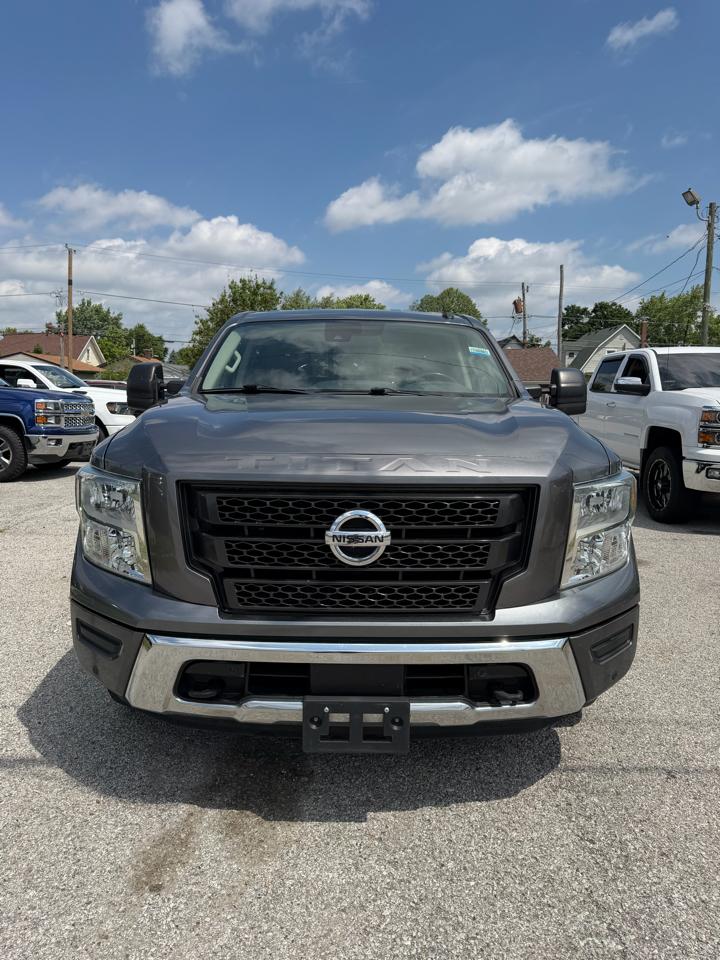 Nissan Titan SV Crew Cab 2WD 2020