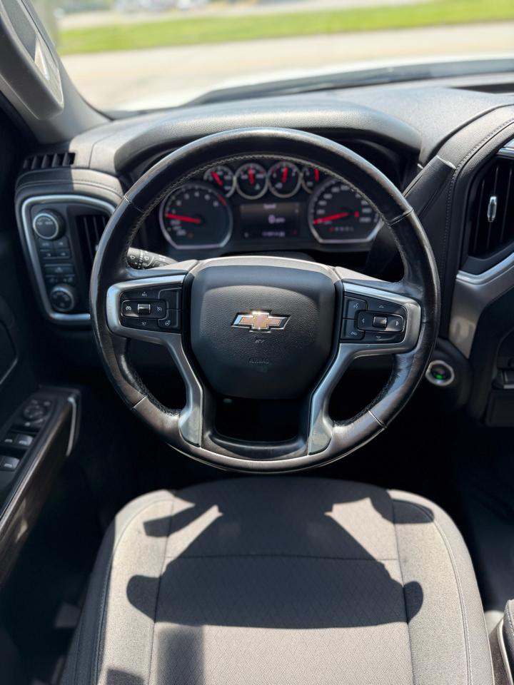 Chevrolet Silverado 1500 LT Crew Cab 4WD 2020