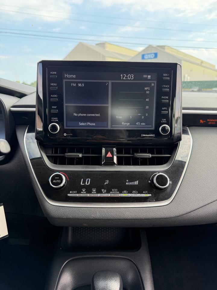 Toyota Corolla LE 2022
