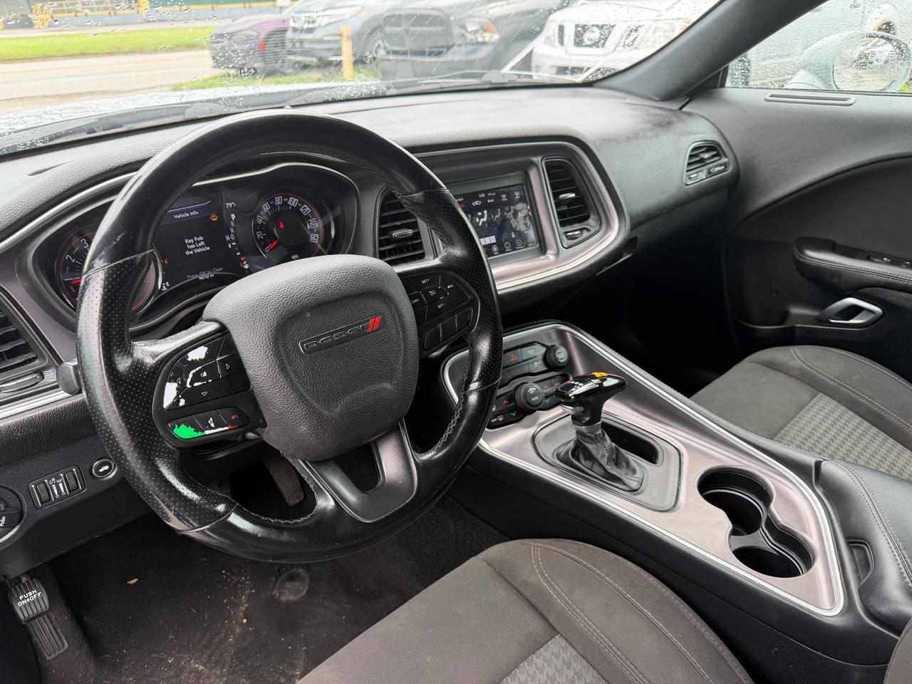 Dodge Challenger SXT 2020