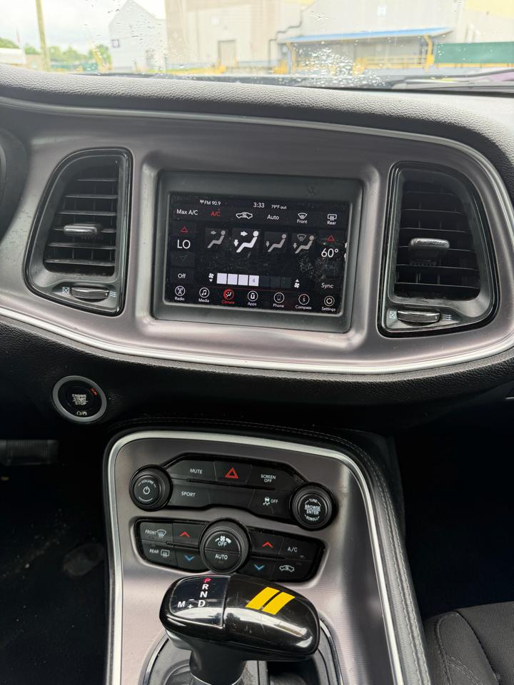 Dodge Challenger SXT 2020