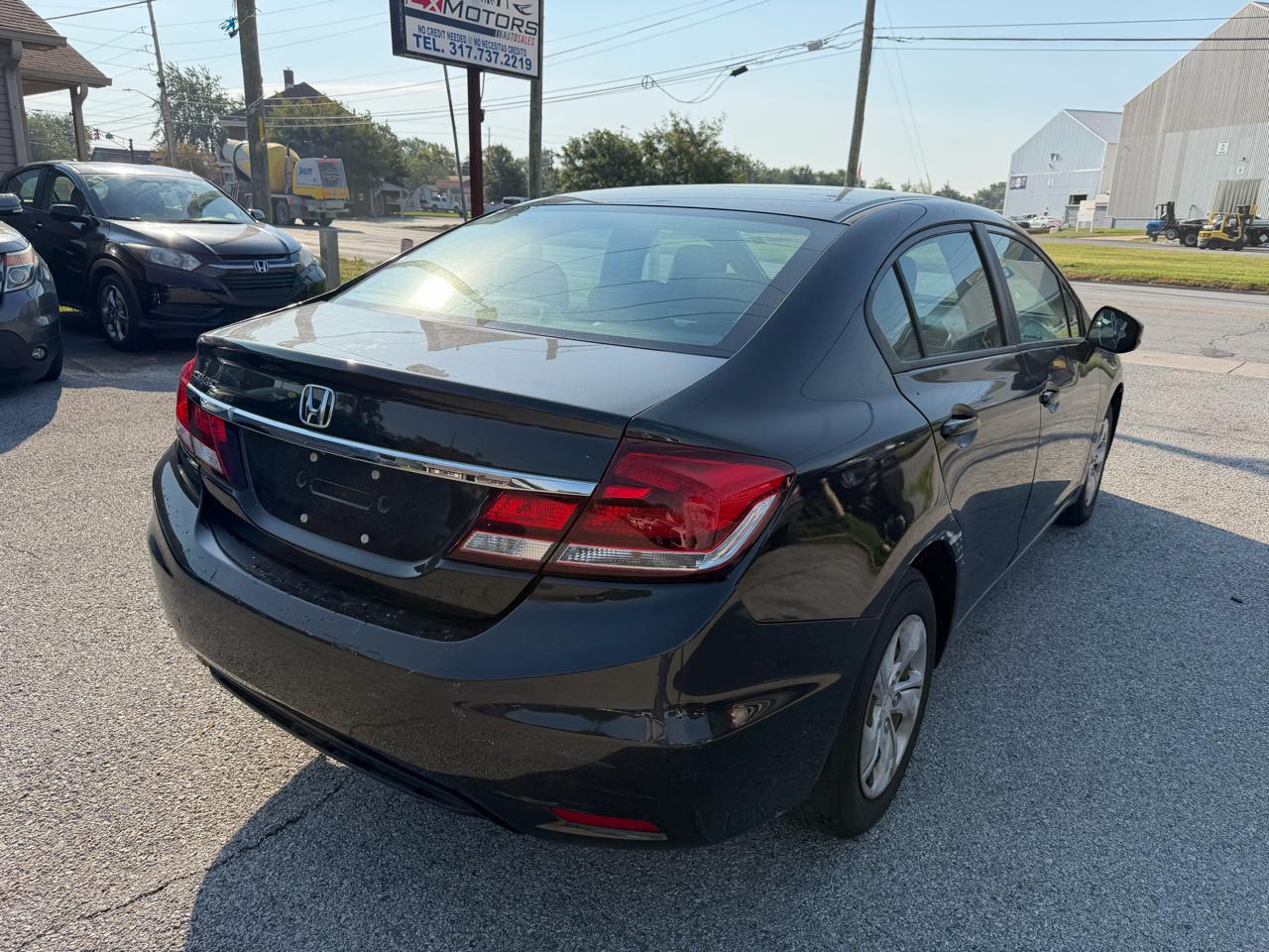 Honda Civic LX Sedan 5-Speed AT 2013