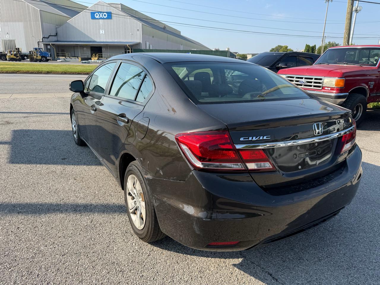 Honda Civic LX Sedan 5-Speed AT 2013