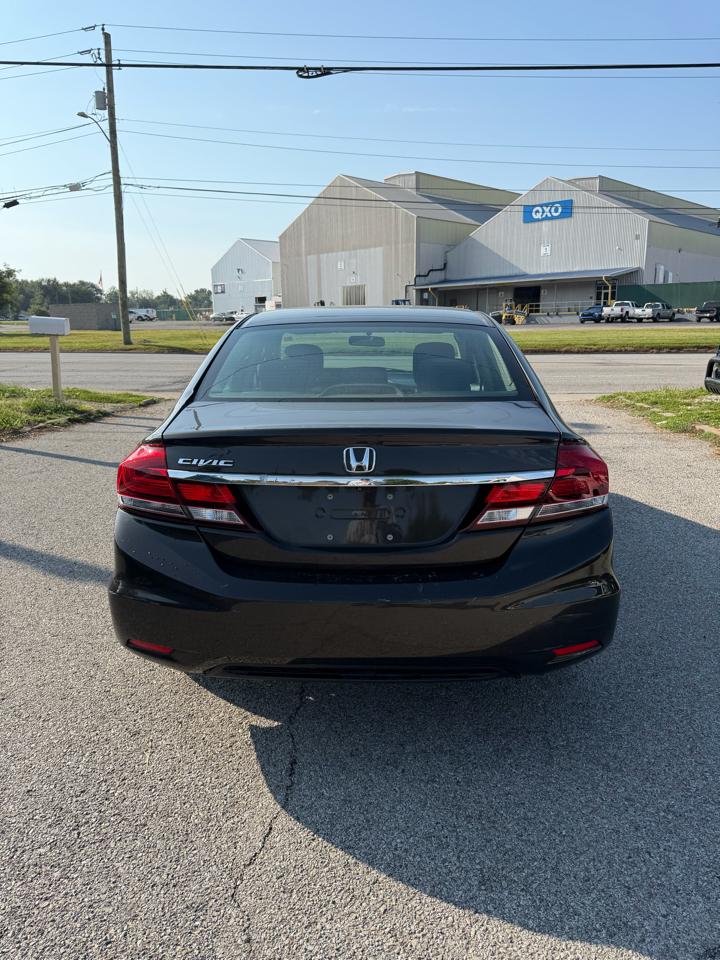 Honda Civic LX Sedan 5-Speed AT 2013