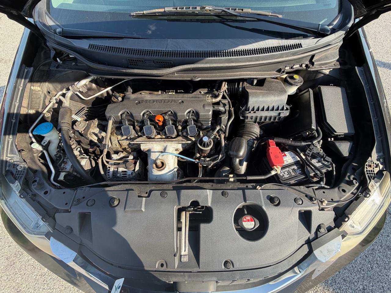Honda Civic LX Sedan 5-Speed AT 2013