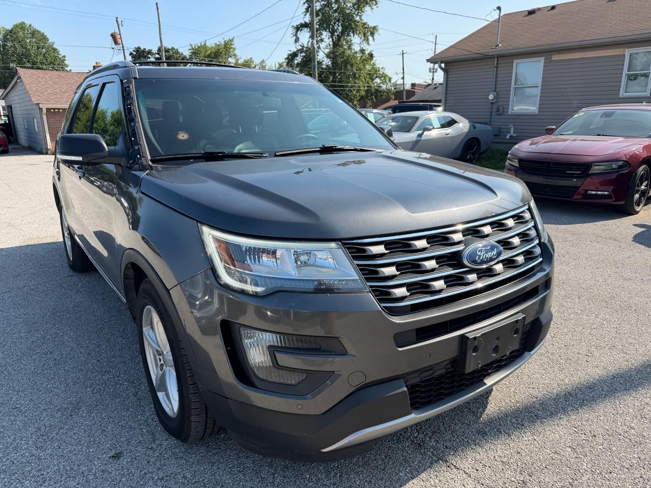 Ford Explorer XLT 4WD 2016