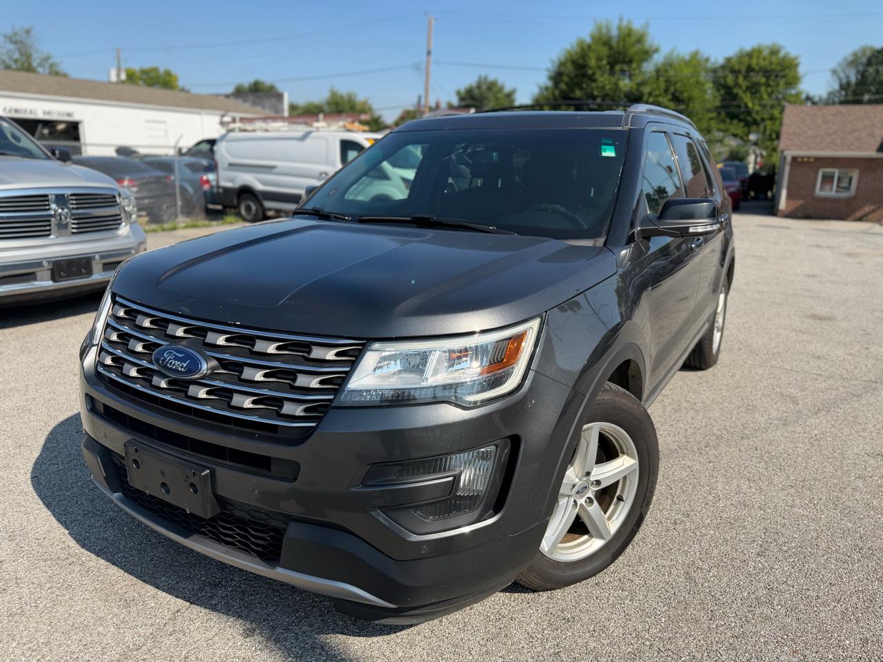 Ford Explorer XLT 4WD 2016