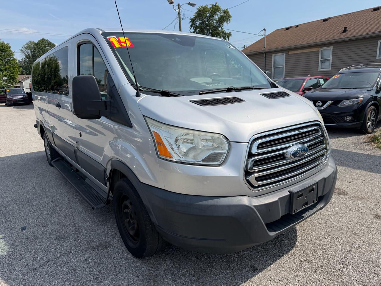 Ford Transit 350 Wagon Low Roof XL 60/40 Pass. 148-in. WB 2015