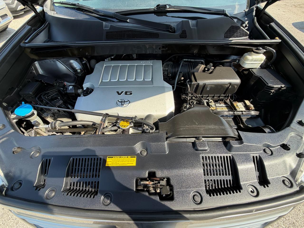 Toyota Highlander Base 4WD 2013