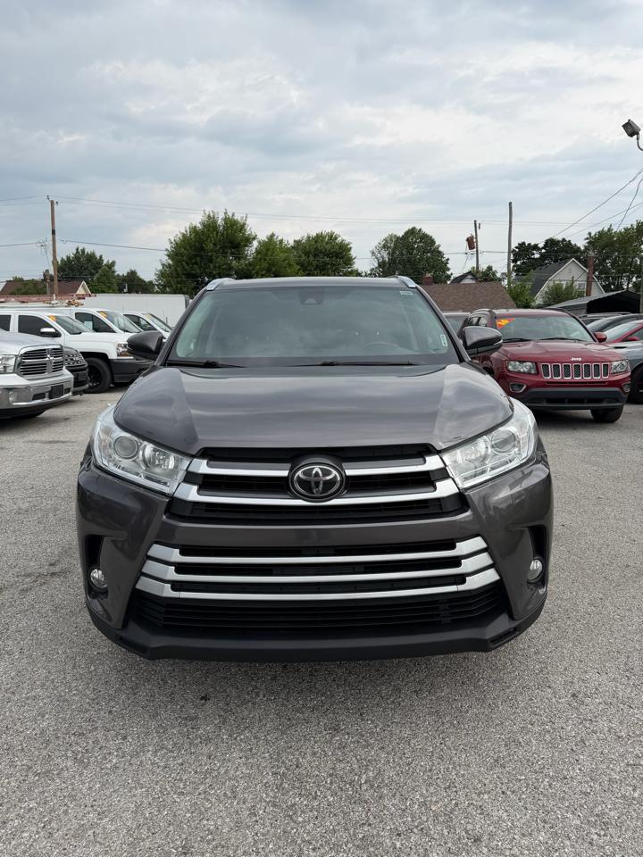 Toyota Highlander SE AWD V6 2017