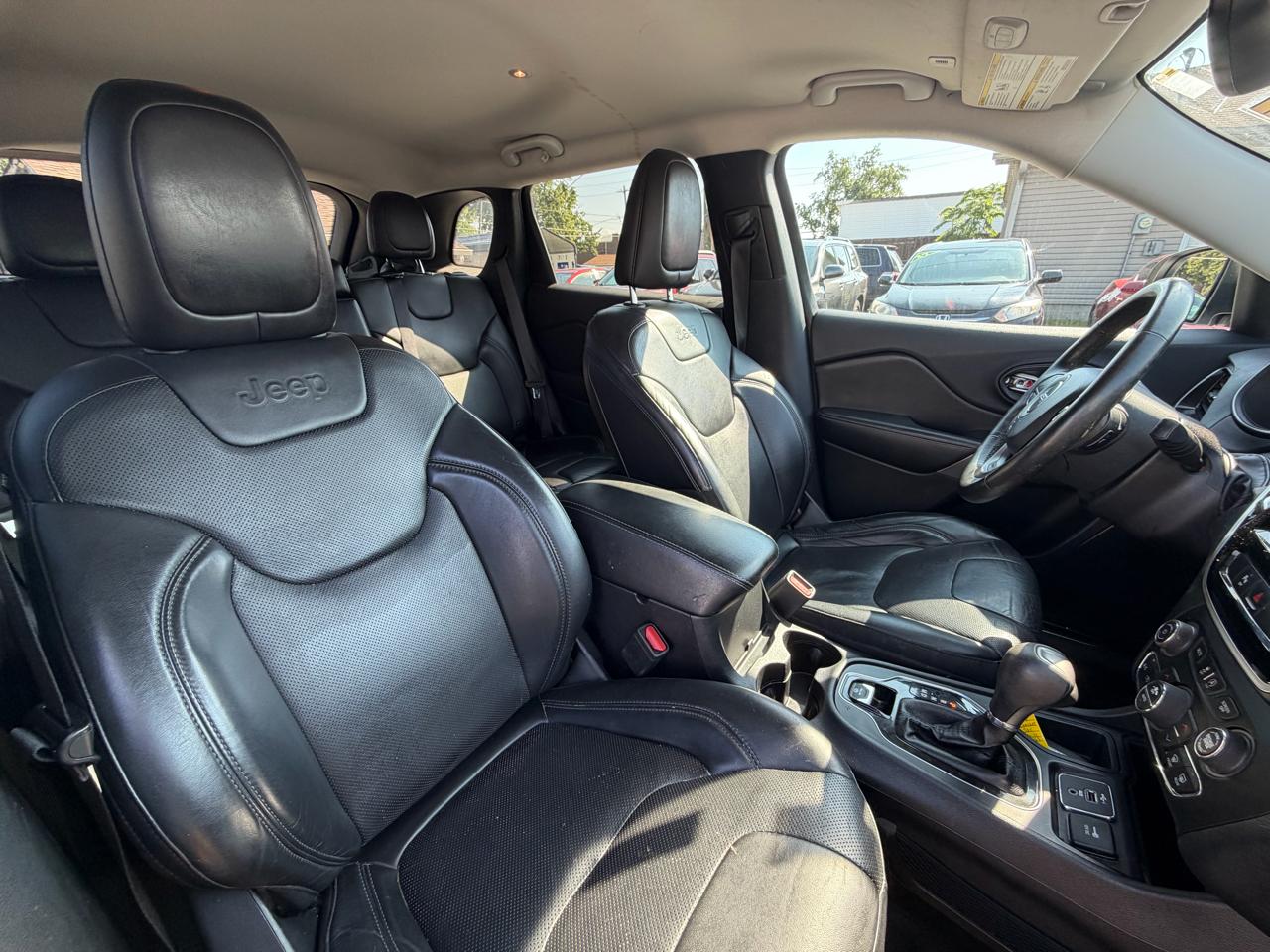 Jeep Cherokee Limited FWD 2019