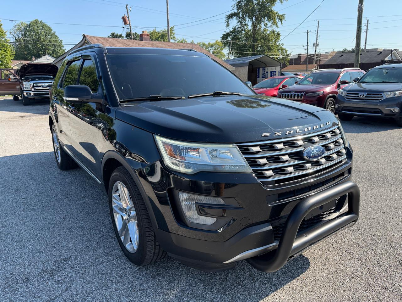 Ford Explorer XLT 4WD 2017